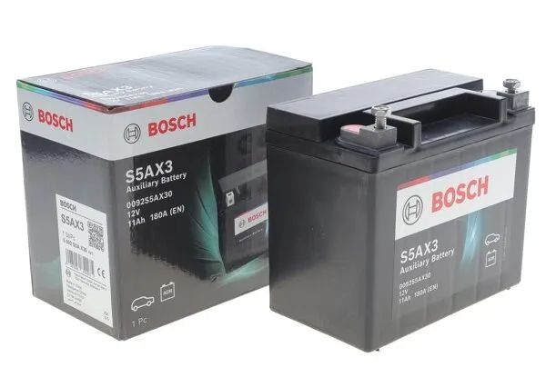 Автомобільний акумулятор BOSCH 11Ah 180A R+ S5AX3